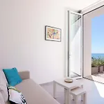 Mareluna Apartament *